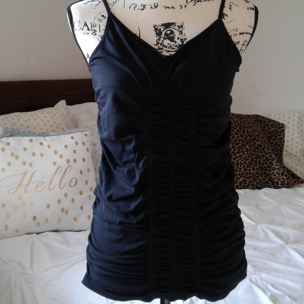 Mossimo Incredibly SLIMMING Tank, L/XL, Black